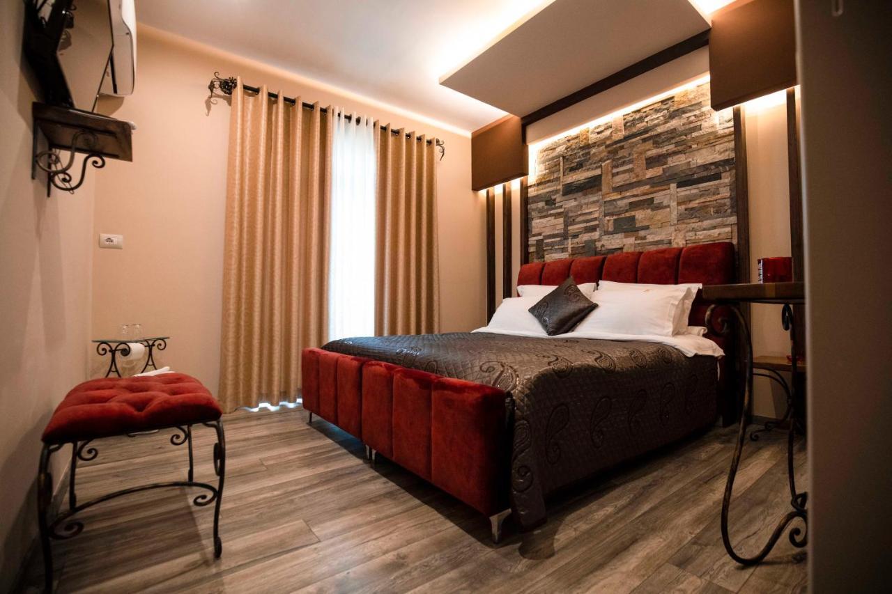 Vila Eden Boutique Hotel Korce Eksteriør bilde