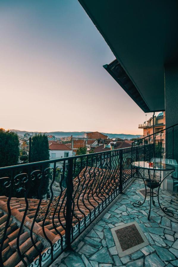 Vila Eden Boutique Hotel Korce Eksteriør bilde