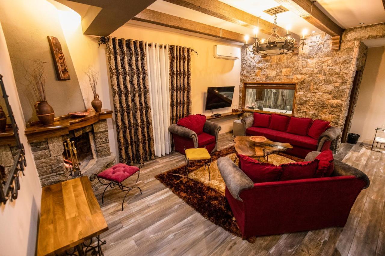 Vila Eden Boutique Hotel Korce Eksteriør bilde
