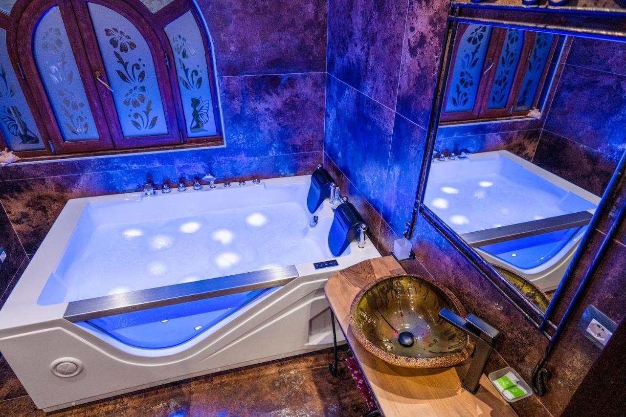 Vila Eden Boutique Hotel Korce Eksteriør bilde