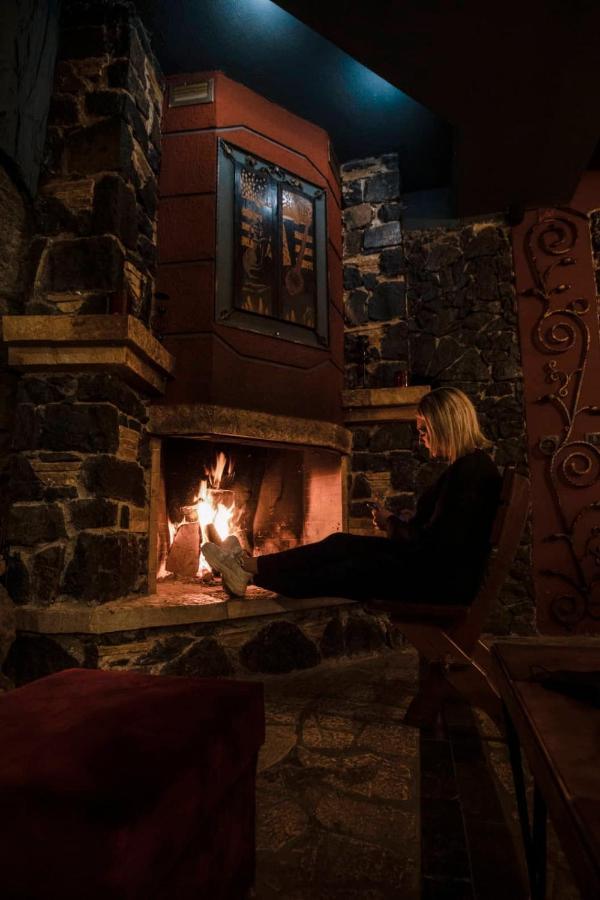 Vila Eden Boutique Hotel Korce Eksteriør bilde
