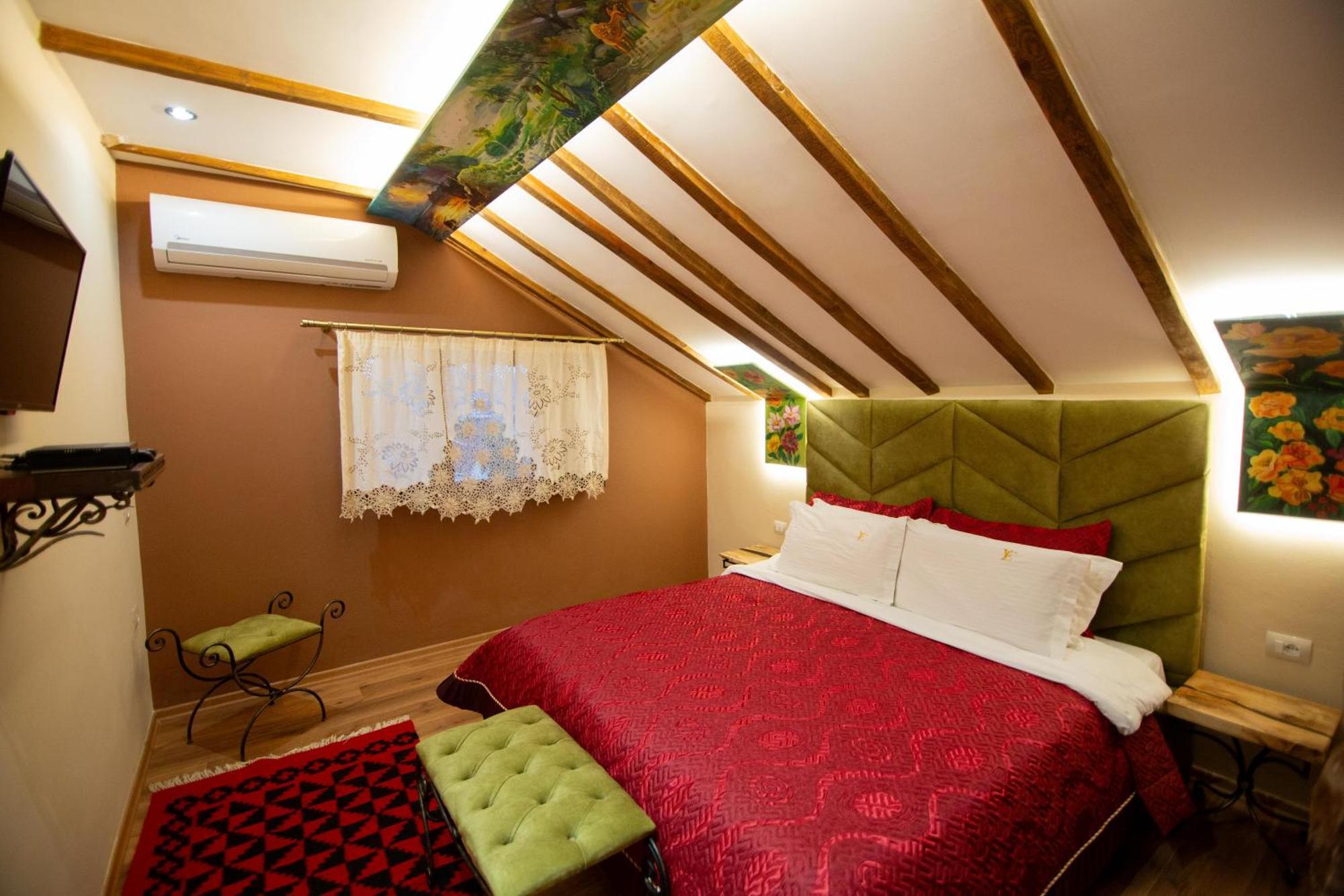 Vila Eden Boutique Hotel Korce Eksteriør bilde
