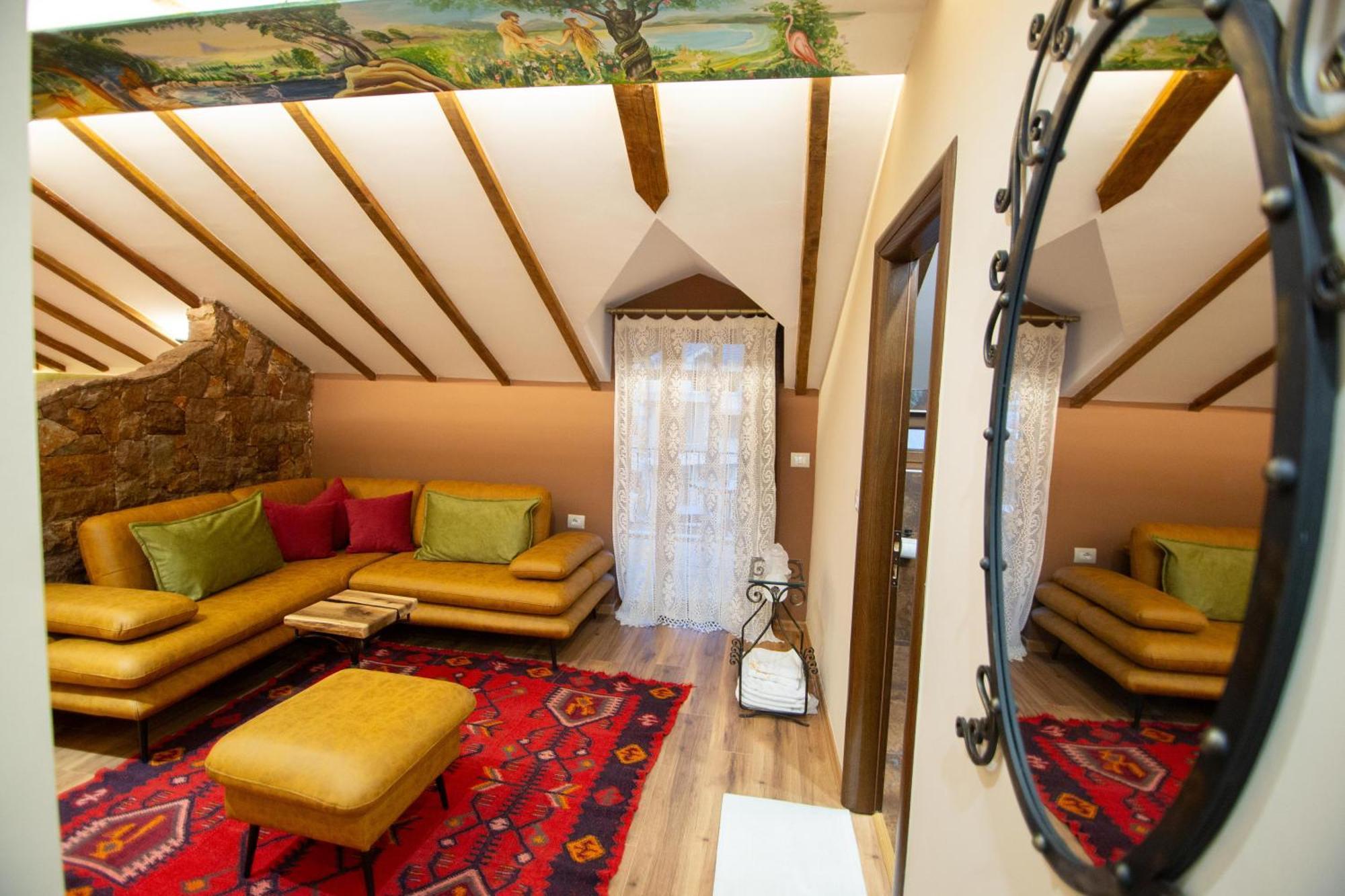 Vila Eden Boutique Hotel Korce Eksteriør bilde