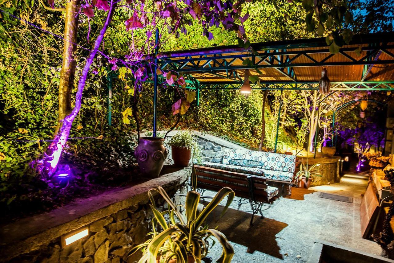 Vila Eden Boutique Hotel Korce Eksteriør bilde